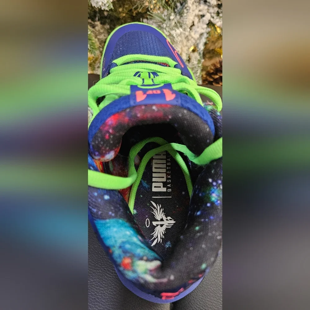 Lamelo Ball 1of1 Galaxy Pumas - Picture 8 of 11